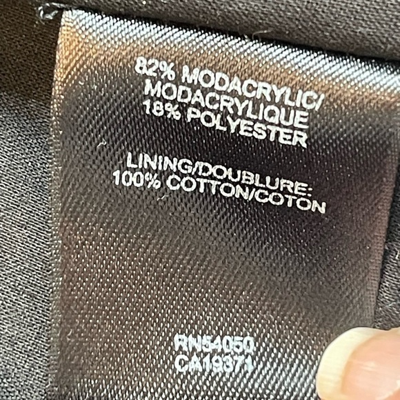 Robbi & Nikki Faux Fur Cropped Jacket w/ Rhinestone Brooch Size Women’s Medium - Picture 14 of 16